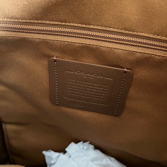 Coach Wine Sullivan Backpack In Signature Chambray - Picture 14 of 17